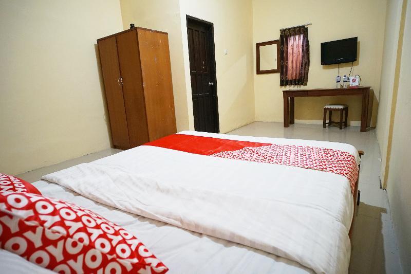 באליקפאפאן Oyo Flagship 1034 Pondok Mulia Guest House Syariah מראה חיצוני תמונה